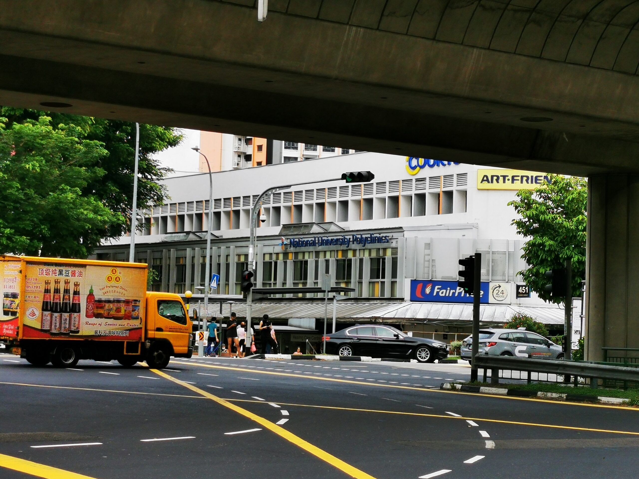 NTUC and Polyclinic In Clementi Central